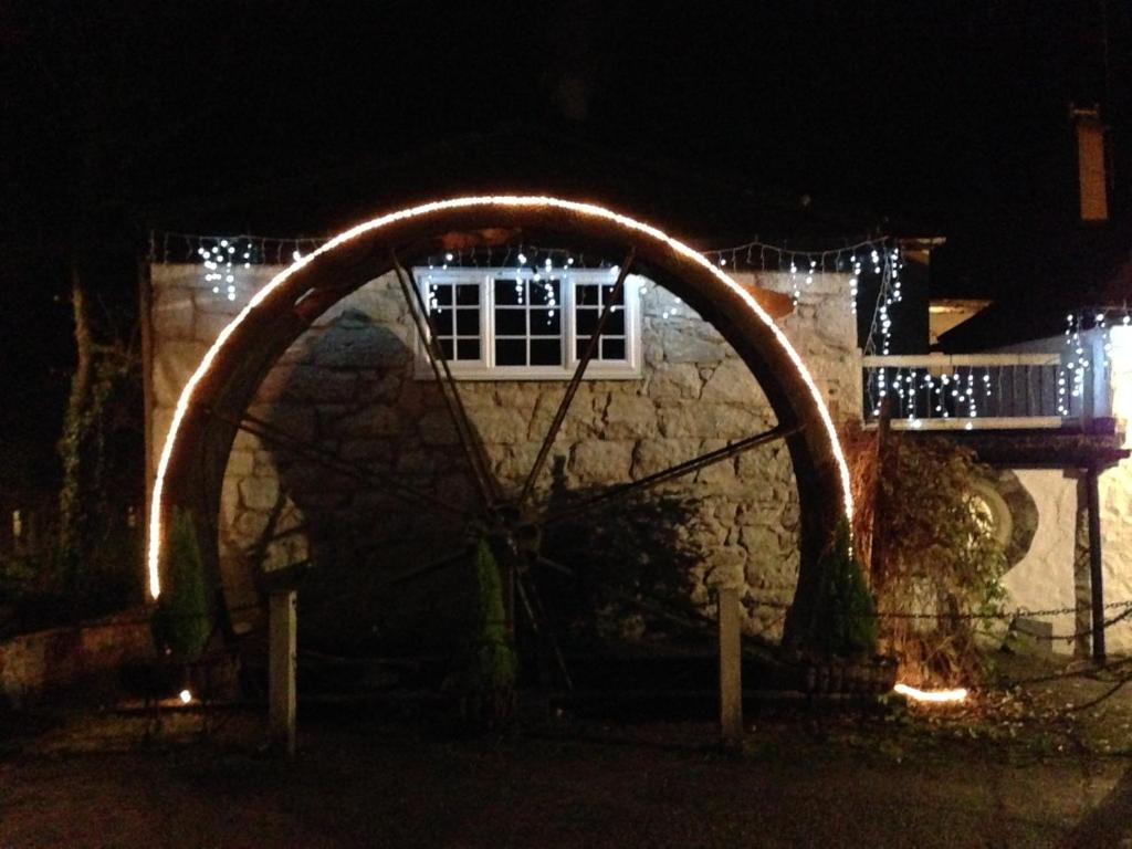 The Waterwheel 호텔 세인트오스틀 외부 사진